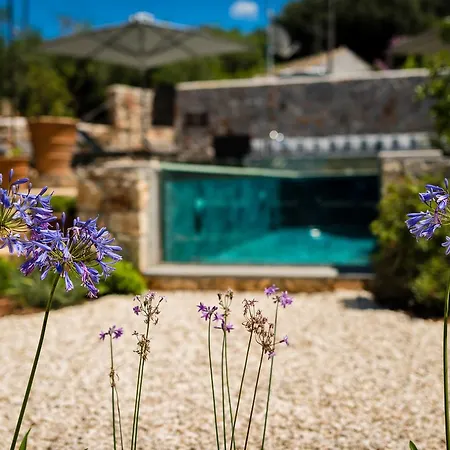 North Point Bed & Breakfast 4*