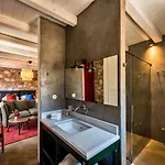 North Point Oda ve Kahvaltı 4*