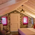 North Point B&B 4*