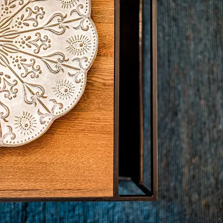 North Point Antipata (Erisos)