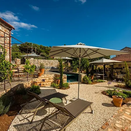 Bed & Breakfast North Point