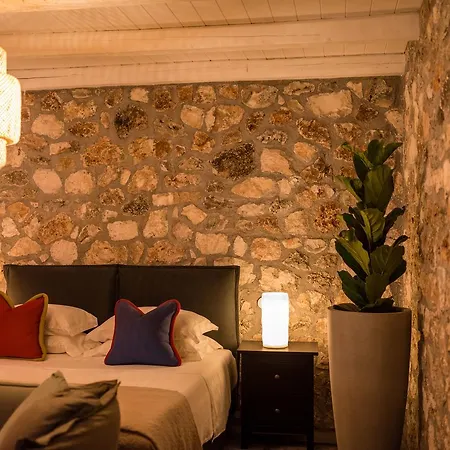 North Point Couette-café 4*